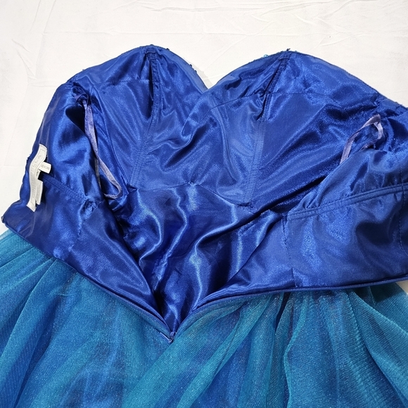 Cinderella Divine ✦ Strapless Mini Dress ✦ Sweetheart Sequin Bust & Wire Hem XS - Picture 14 of 17